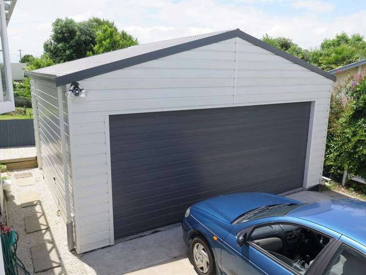 2 Smith Street Raglan_16