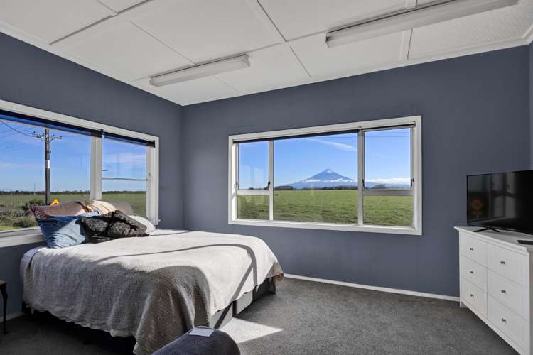 1099 Normanby Road Manaia_13