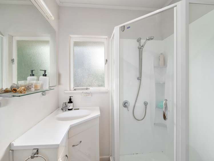 85 Heaven Road Wharehine_21