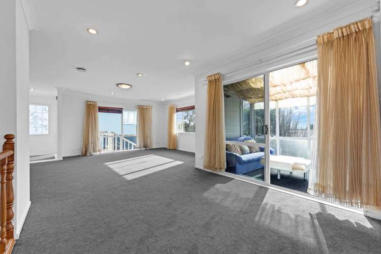 2/4 Fairlea Road Te Atatu South_6