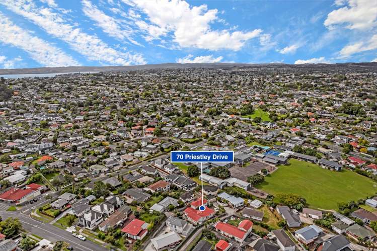 70 Priestley Drive Bucklands Beach_10