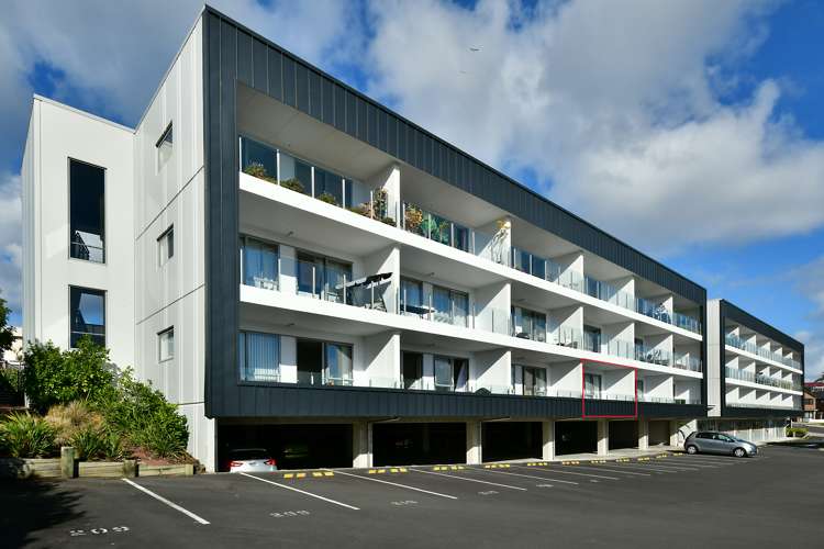 115/17 Link Crescent Stanmore Bay_0