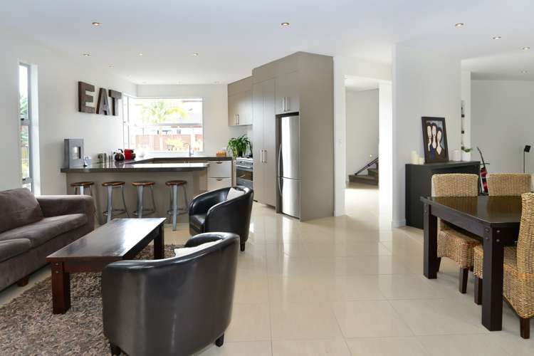 9 Lupetti Rise West Harbour_4