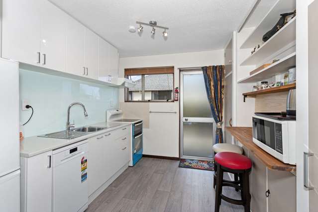 2/30 Garvins Road Hornby_2