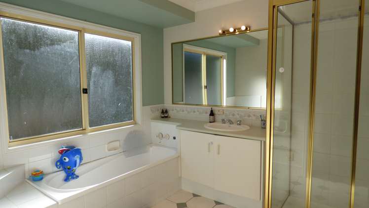 2 Careen Grove Gulf Harbour_12