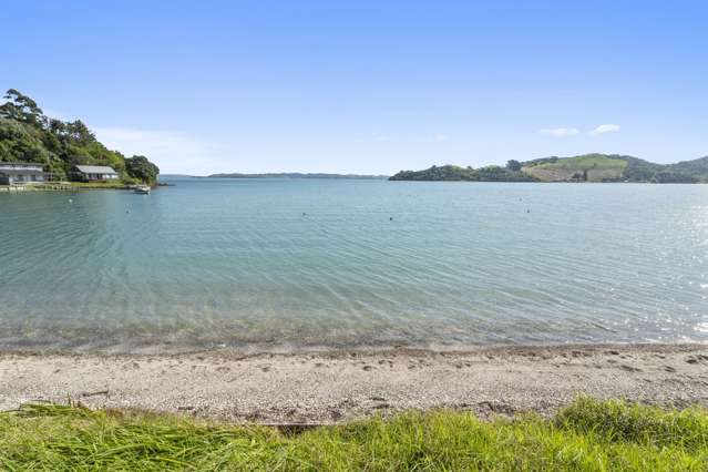 117 Hunterville Road Waiheke Island_2