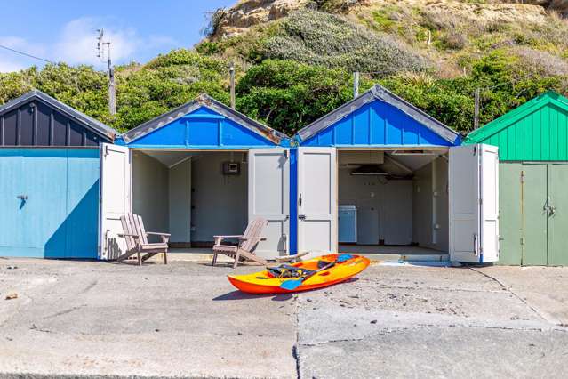 Double Boat Sheds - Your Titahi Bay Paradise