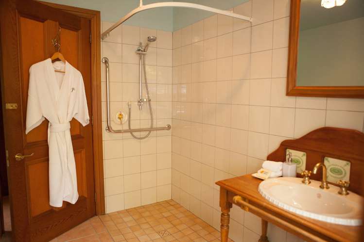 9 Stafford Road Hokitika_15