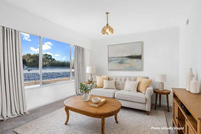 2/50 Te Kanawa Crescent Henderson_1