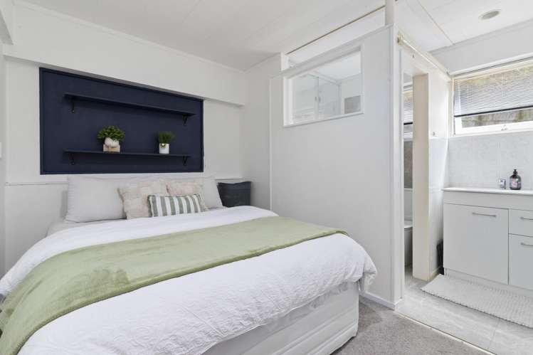 8 Hamlet Place Pukekohe_14