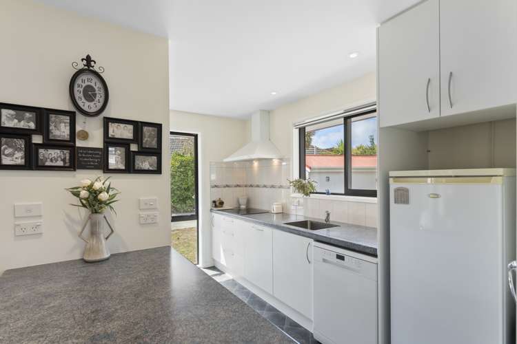 25 Vivian Street Burwood_1