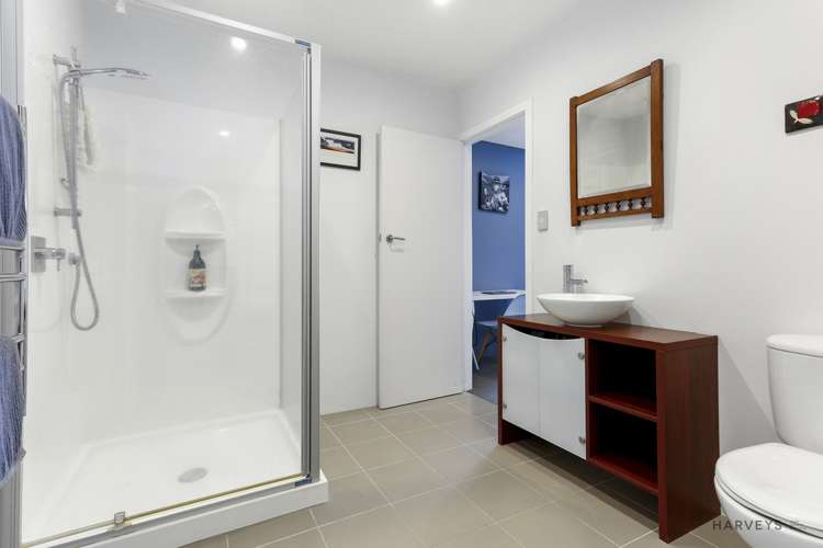 52 Derwent Crescent Titirangi_16