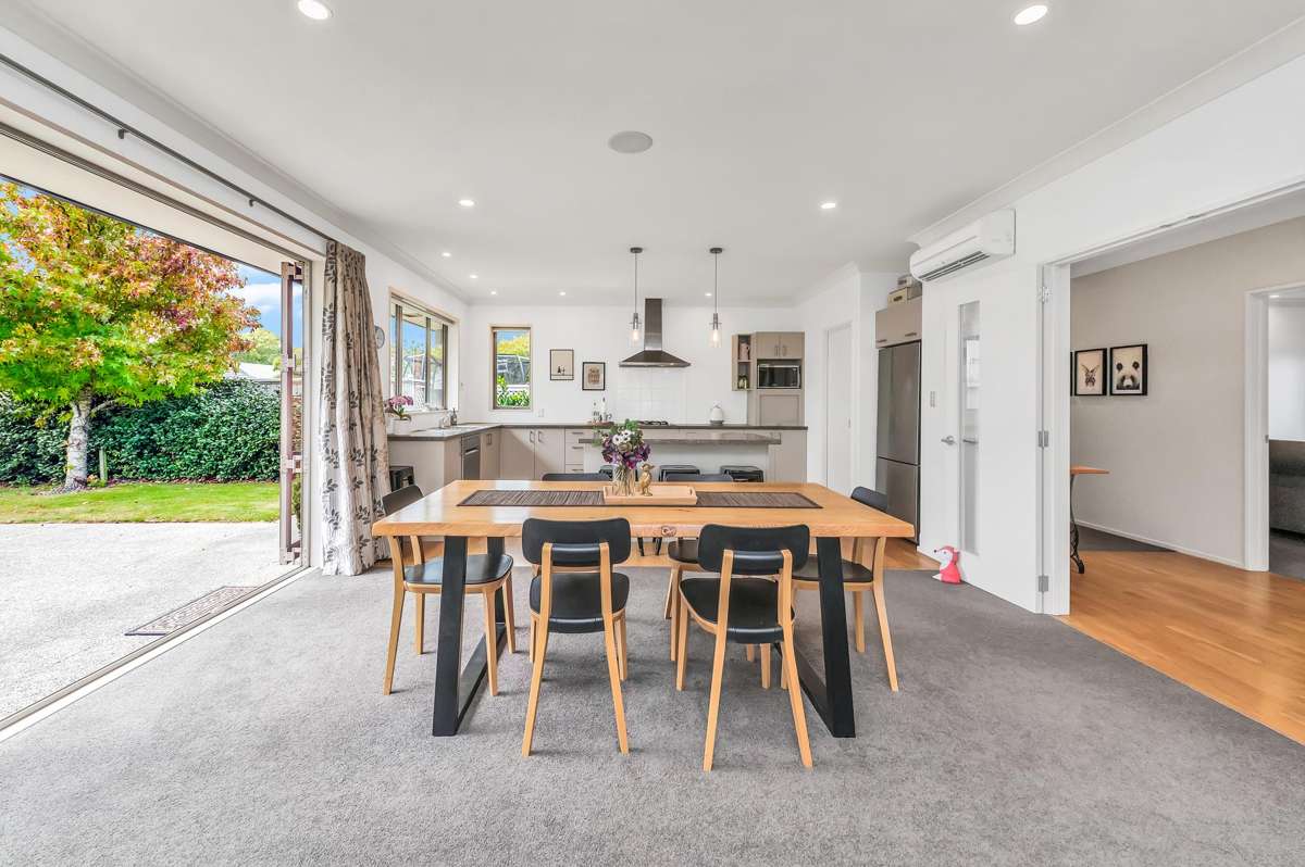 18 Perthshire Crescent_3