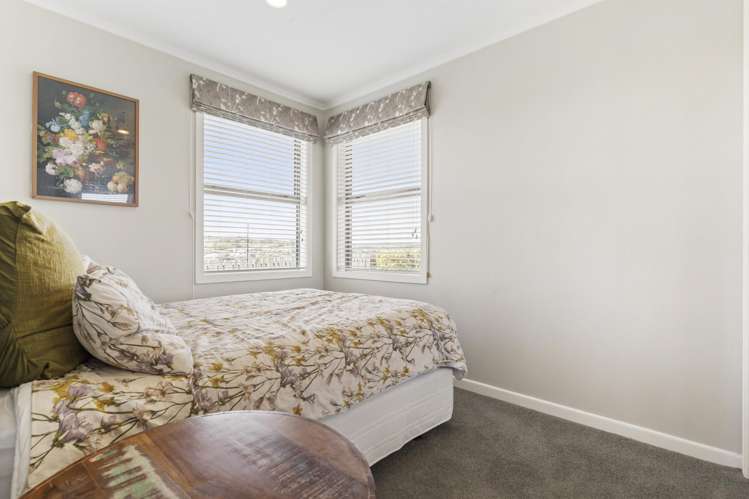 1 Karaka Road Beachlands_18