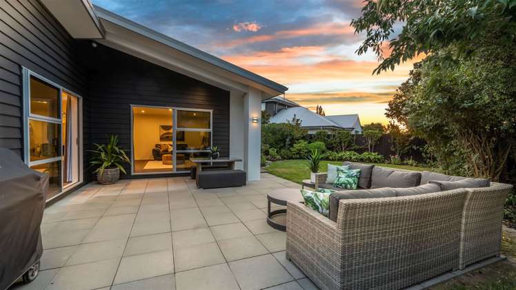 8 Springwater Avenue Northwood_26