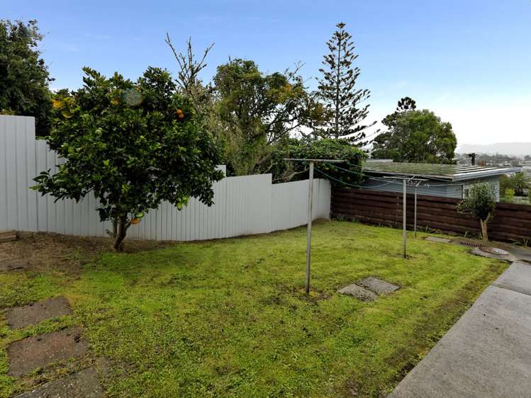 4/2 Routley Drive Glen Eden_17