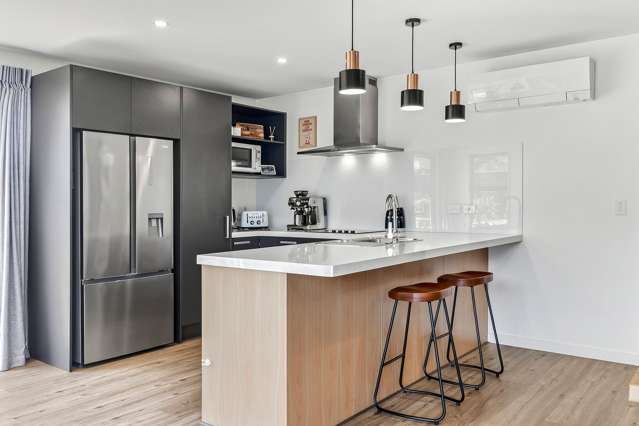 18 Swan Street Lake Hawea_4