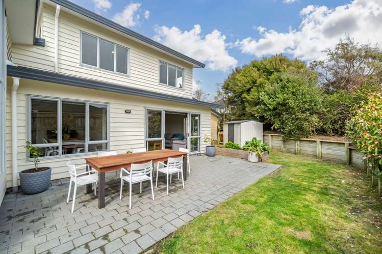 31 Te Puia Drive Aotea_19