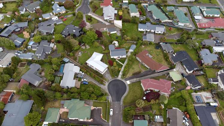 40 Wharepaina Crescent Springfield_12