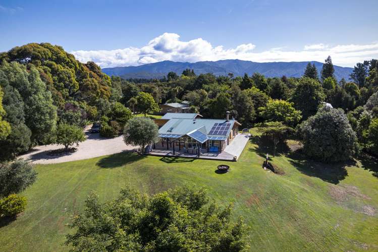 96 Fraser Road Rangihaeata_15
