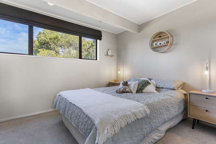 12 Kurnell Drive Botany Downs_12