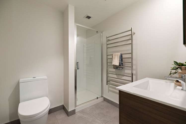 706/10 Copper Beech Avenue Frankton_8