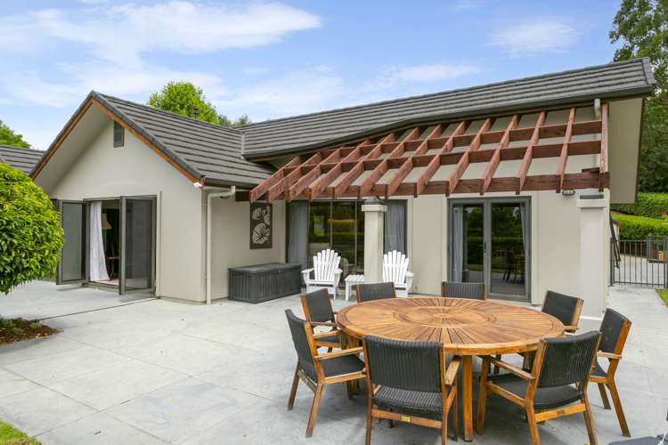 438 Clearwater Lane Rangatira Park_10
