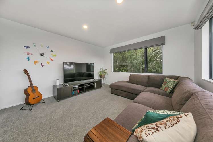 7a Shipton Place Blockhouse Bay_9