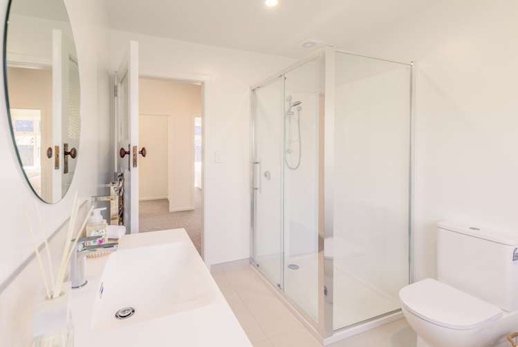 15 Koromiko Street Saint Martins_11