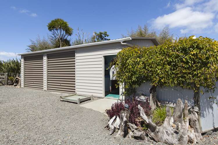 15 Pairatahi Road Kaingaroa_13
