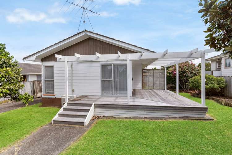 22 Rowandale Avenue Manurewa_9