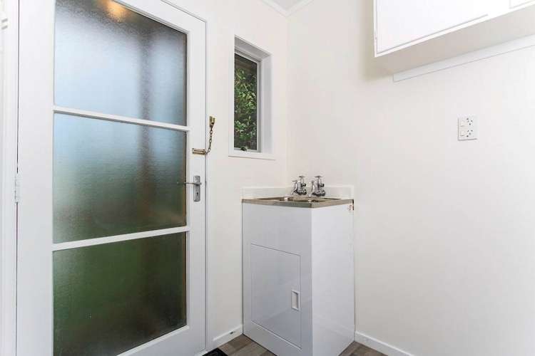 79a Rosier Road Glen Eden_8