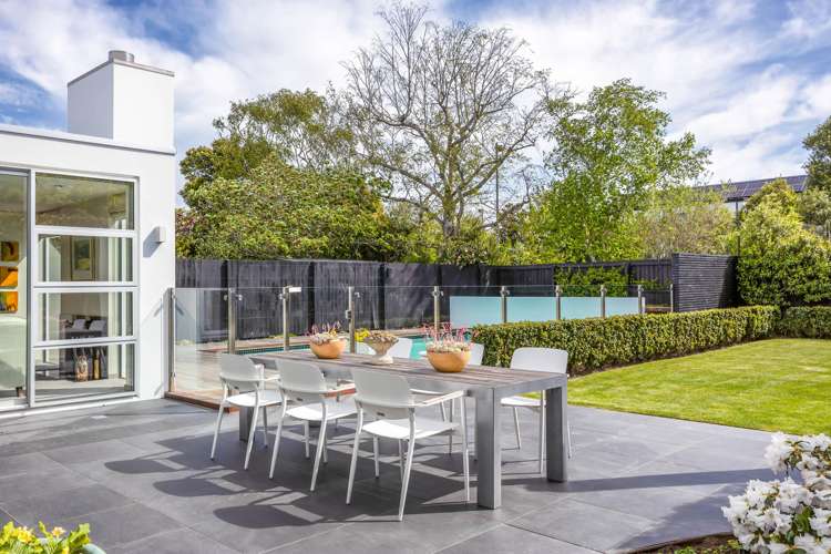 9 Poynder Avenue Merivale_28