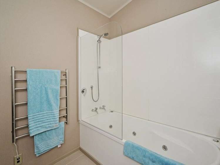 5 Pinedale Crescent Riversdale Beach_20