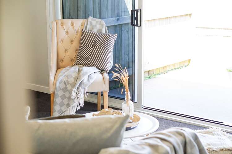 33 Kahuparere Crescent Pyes Pa_6