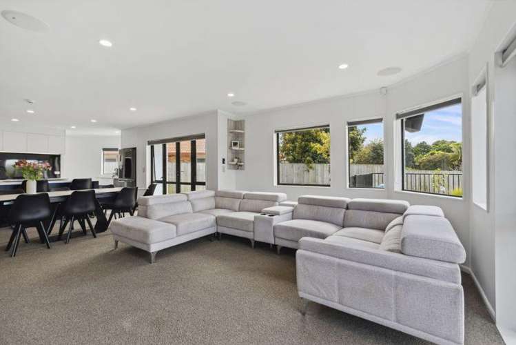 1162 East Coast Road Whakatiwai_13