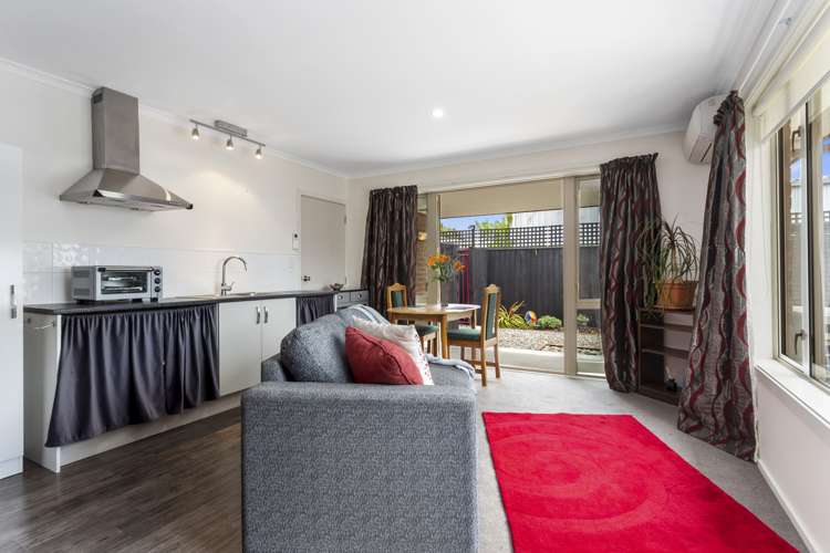 4/7 Wineberry Avenue Amberley_16