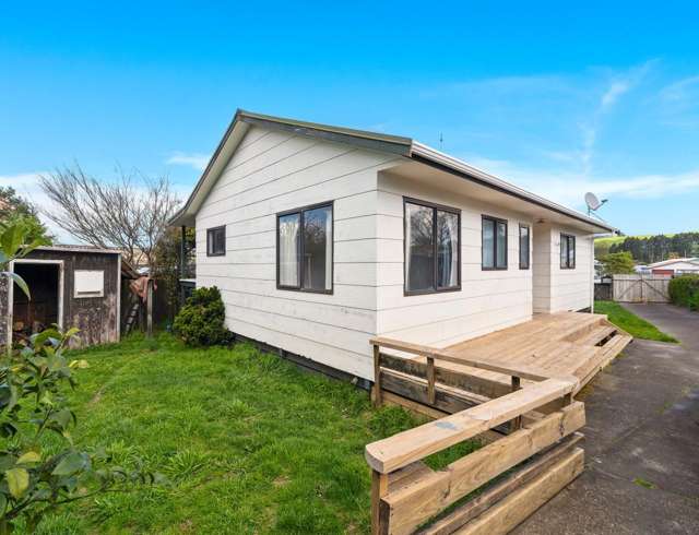 31 Ruby Place Pukehangi_1