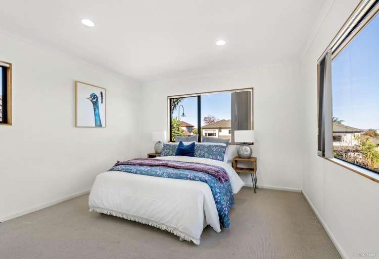 16 Maybole Drive 2318_9