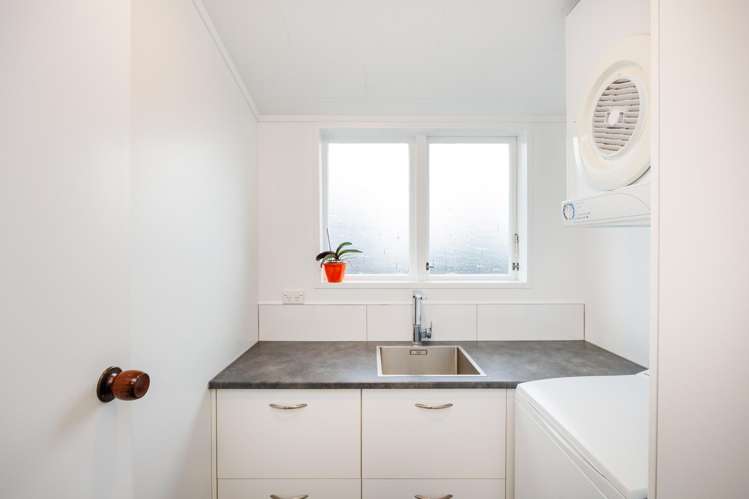 644 Featherston Street Roslyn_30