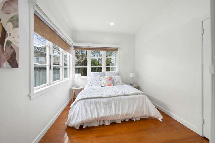 660 Mount Albert Road Royal Oak_11