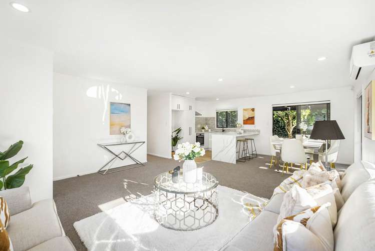 10 Frank Bunce Grove Flat Bush_22