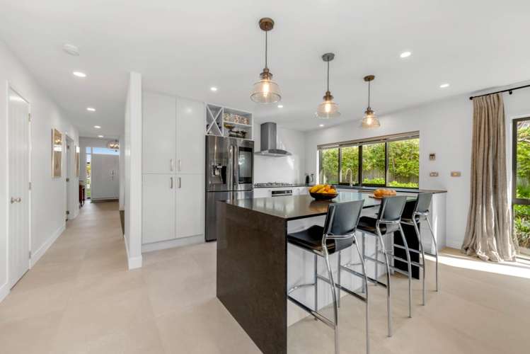 10 Harbourside Court_5