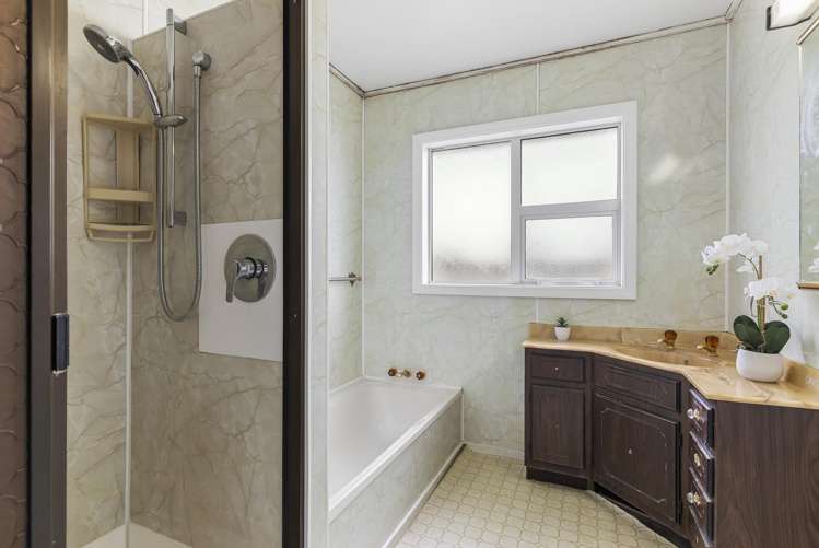 197 Miromiro Road Normandale_10