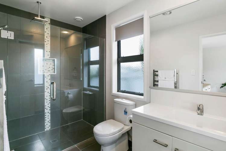 57 Sunningdale Street Wattle Downs_23