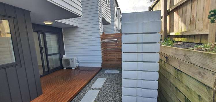 8/18 Kinross Street Blockhouse Bay_19