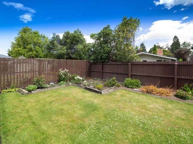 2/26 Havelock Street Ashburton_3