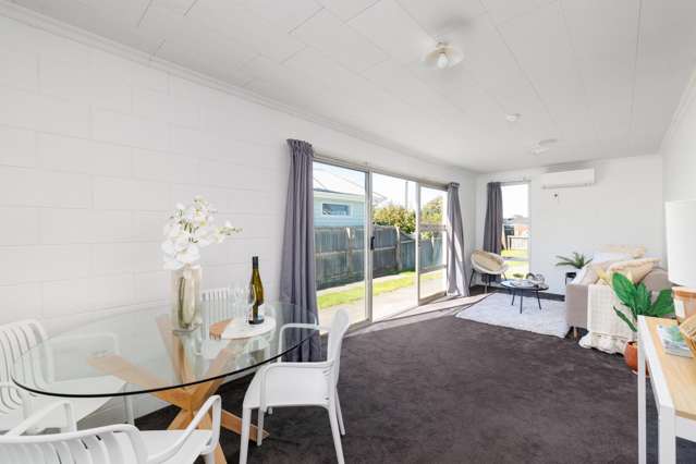 A Smart Start by the Sea! Freehold Title