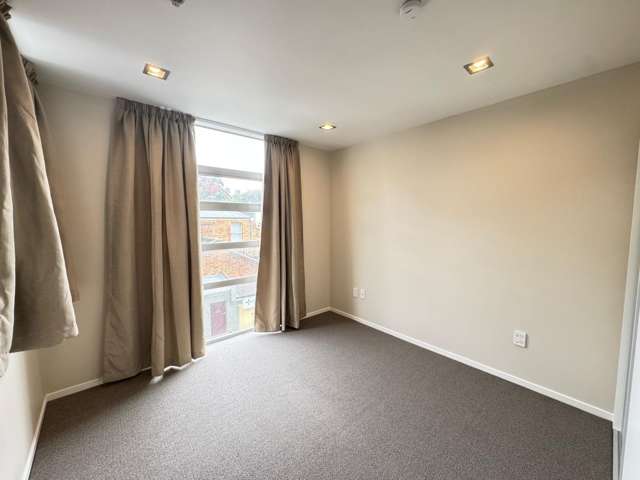 2A/58 Liverpool Street 10015_2