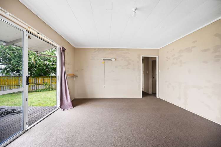 12b Byron Road Enderley_9